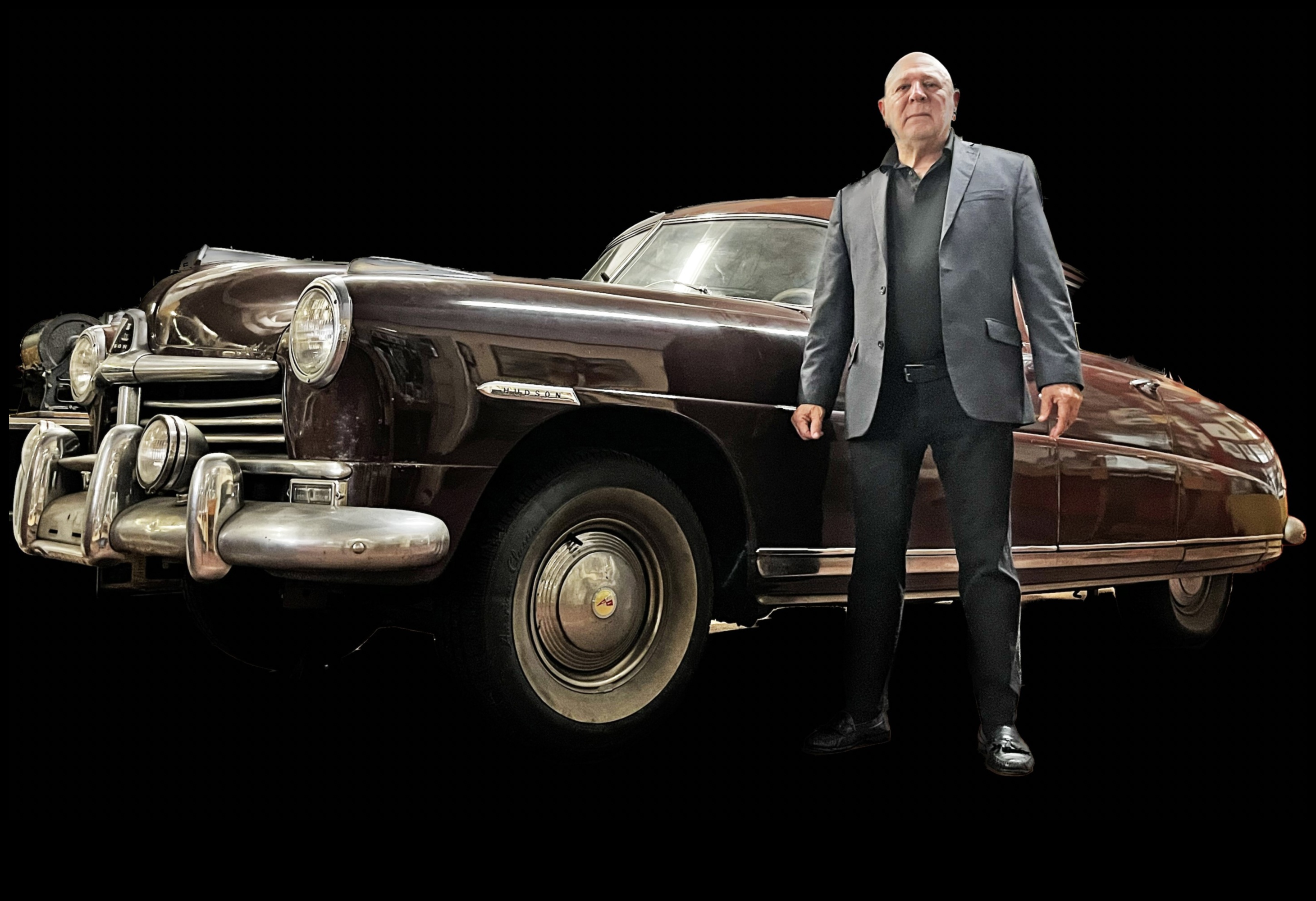 Drumuri mai puțin parcurse: vehicule de epocă și căutarea autenticității