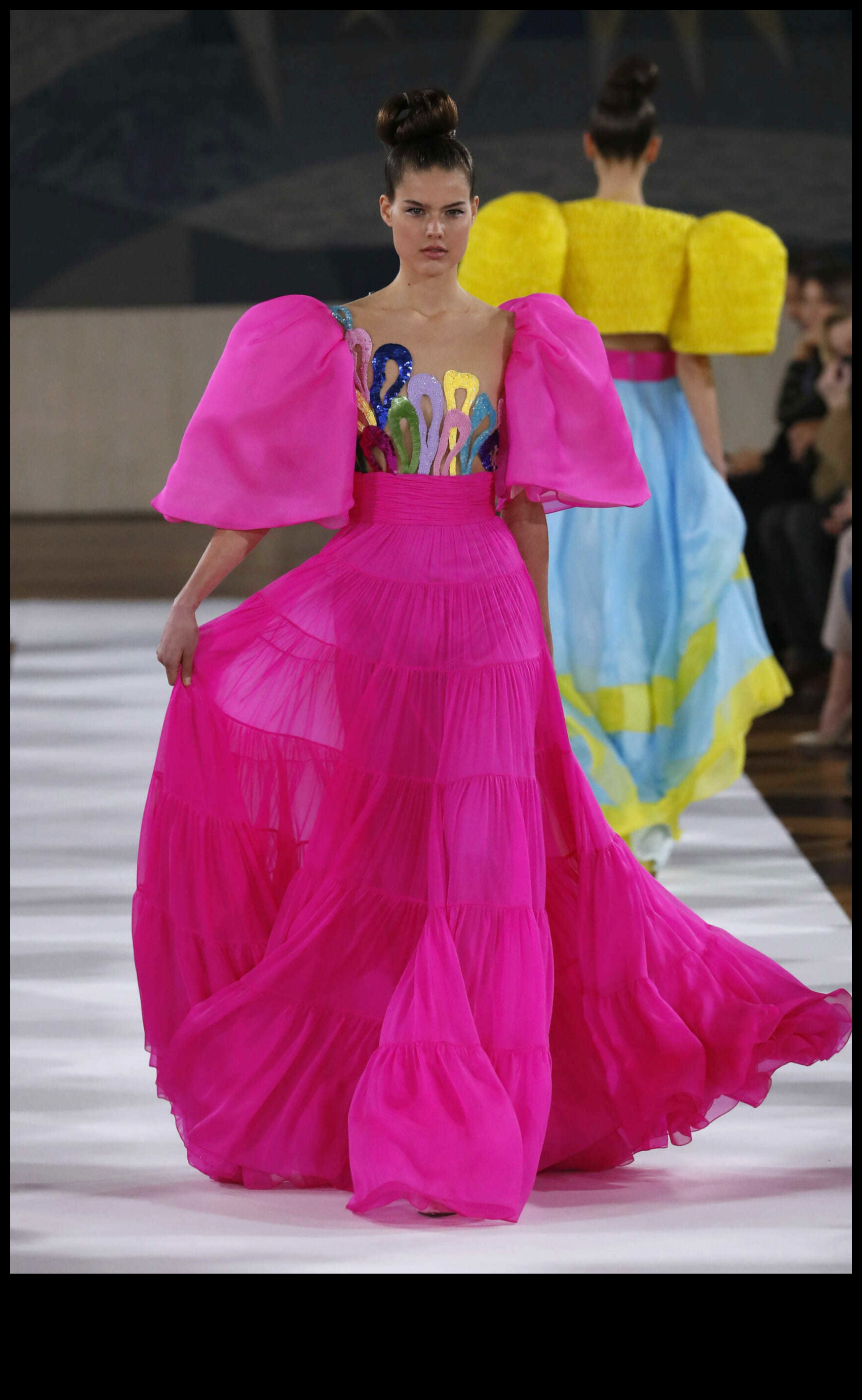 Runway Reverie: momente de vis în fotografia de modă